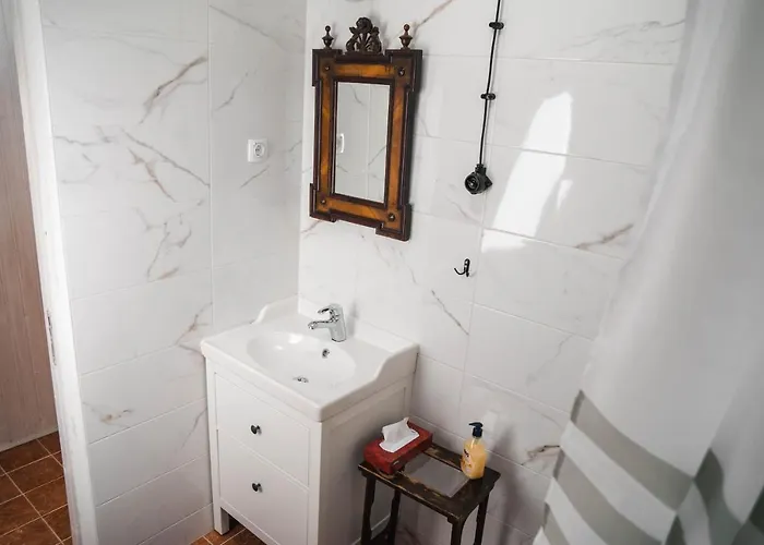 Vakantiehuis Sveta Ana Stari Trg pri Lozu